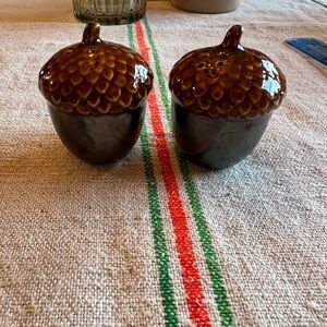 Pottery Barn Acorn Salt and Pepper Shakers - Brown and Black​​